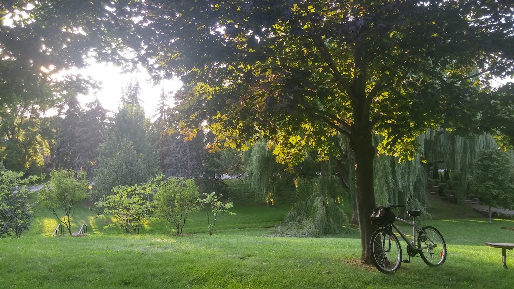 Centennial Park | Grimsby, ON L3M, Canada