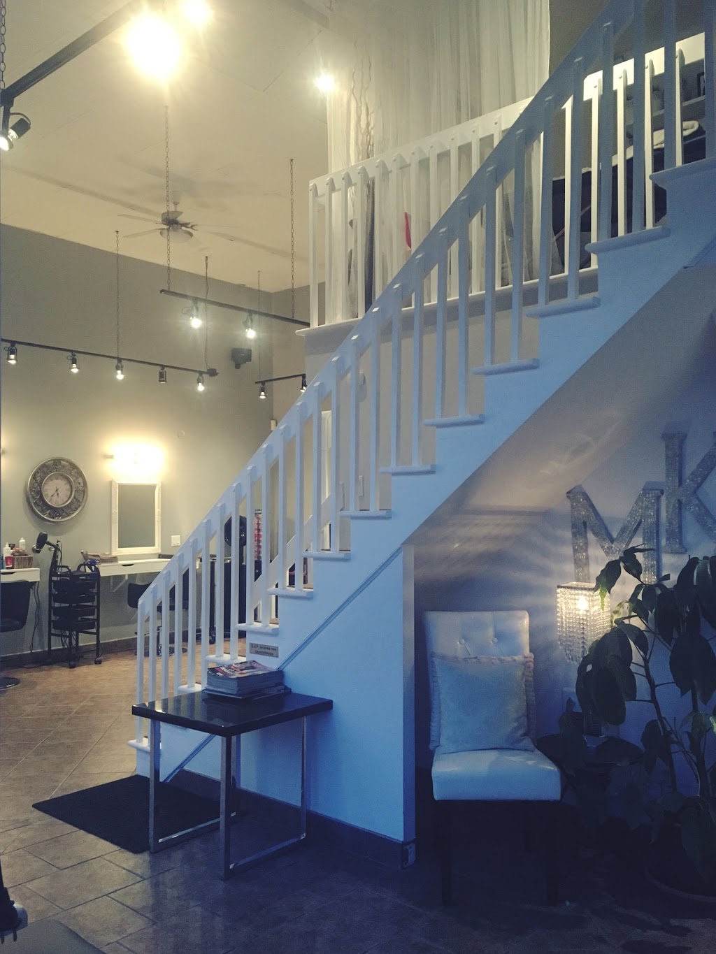 Mk Coiffure | 85 Boulevard Sainte-Rose, Laval, QC H7L 3J7, Canada | Phone: (450) 628-9922