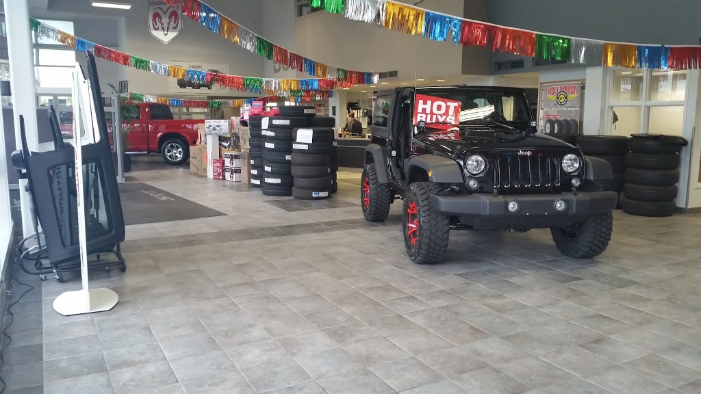 WELLINGTON CHRYSLER DODGE JEEP RAM | 935 Woodlawn Rd W, Guelph, ON N1K 1B7, Canada | Phone: (888) 889-8021