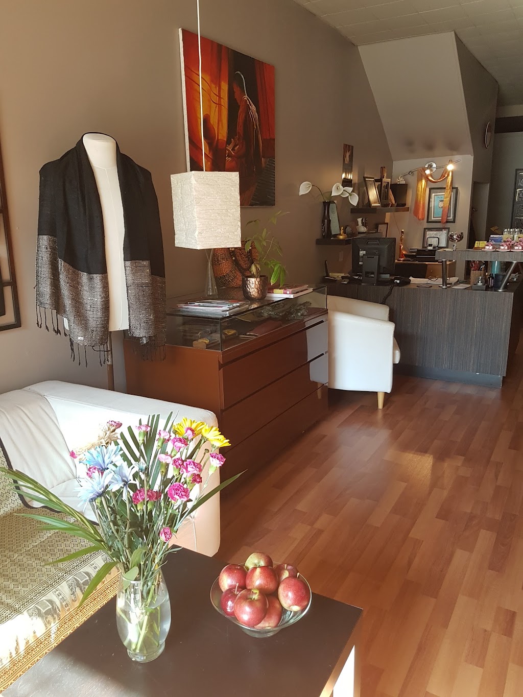 Lanna Thai Massage | 5365 Av du Parc, Montréal, QC H2V 4G9, Canada | Phone: (514) 750-2113