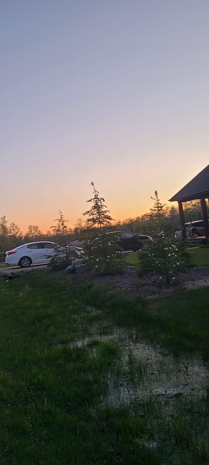St. Malo Cabins | 110 Lakeshore Dr, Saint Malo, MB R0A 1T0, Canada | Phone: (204) 346-4636