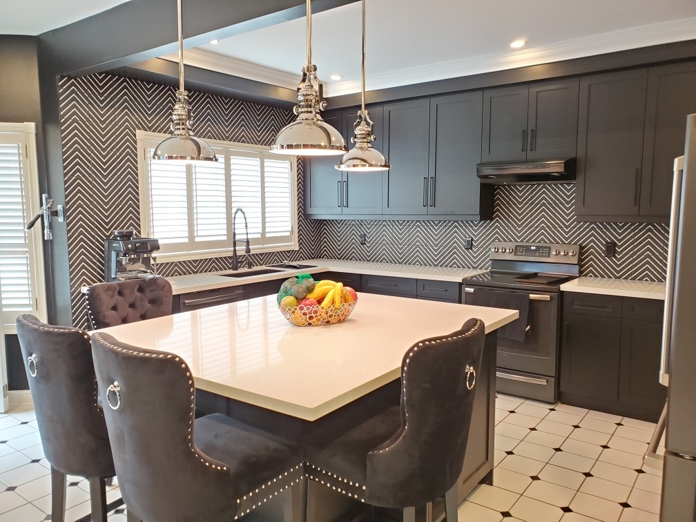 Mikes Home Rejuvenation | 616 Angela Ct, Burlington, ON L7L 7A4, Canada | Phone: (905) 515-4552