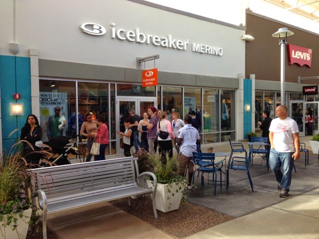 Icebreaker | 13850 Steeles Ave, Halton Hills, ON L7G 0J1, Canada | Phone: (905) 876-3111