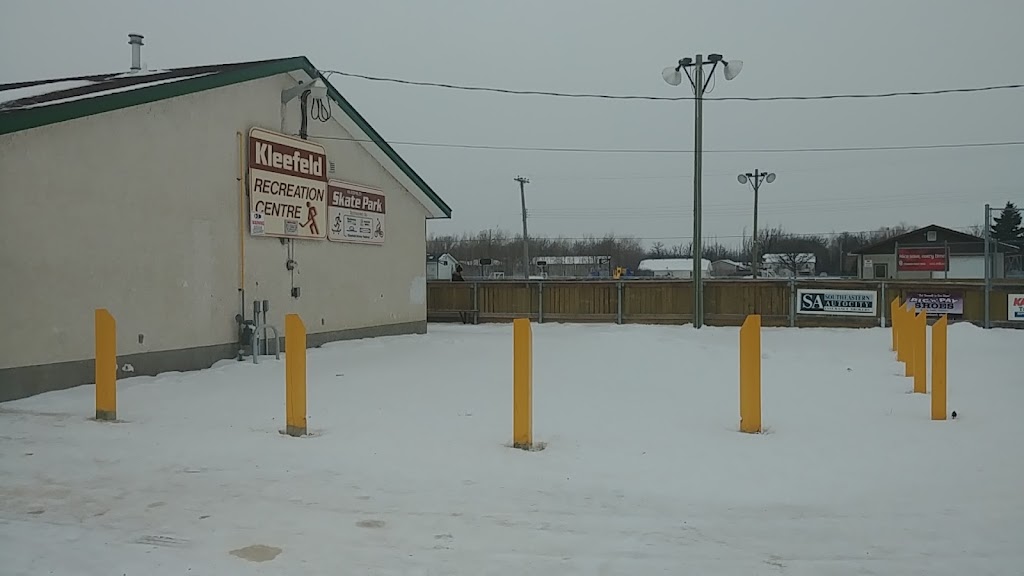 Kleefeld Recreation Centre | 100 Park Avenue (Box 289), Kleefeld, MB R0A 0V0, Canada | Phone: (204) 371-8960