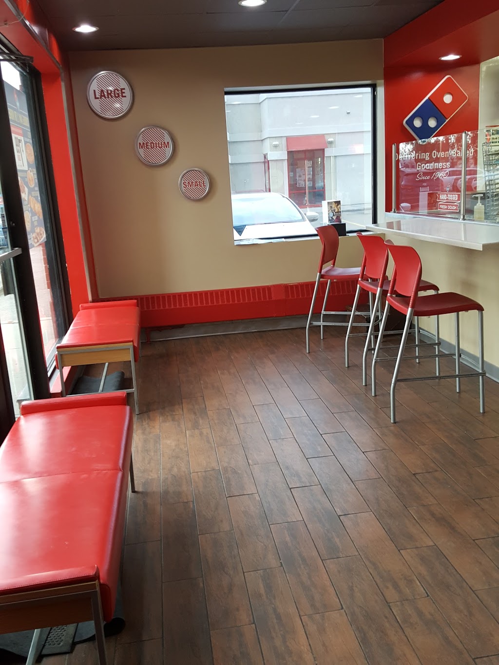 Dominos Pizza | 2150 Victoria Ave E, Regina, SK S4N 7B9, Canada | Phone: (306) 757-3434