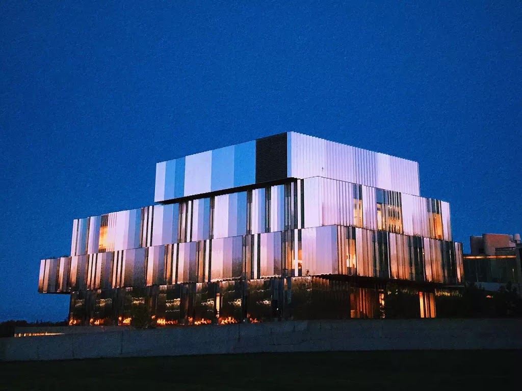 Terrence Donnelly Health Sciences Complex | 3359 Mississauga Rd, Mississauga, ON L5L 1C6, Canada