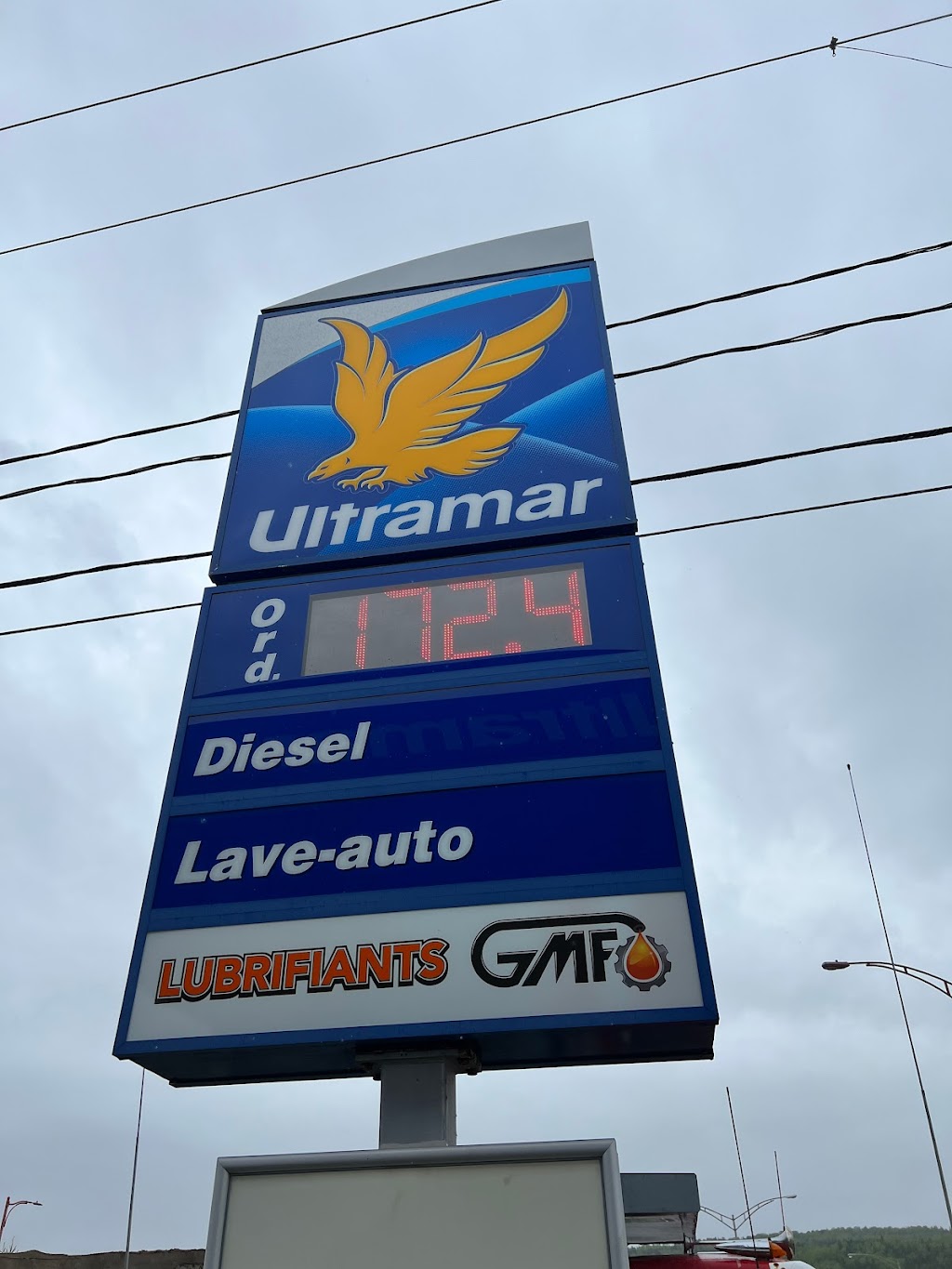 Ultramar - Gas Station | 256 Rue Fraser, Rivière-du-Loup, QC G5R 5T2, Canada | Phone: (418) 867-4966