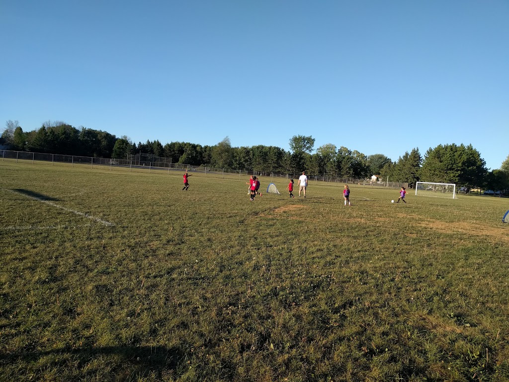 Clarence Maheral Park | 170 Castlefrank Rd, Kanata, ON K2L 2K6, Canada