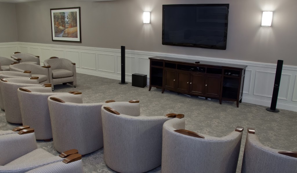 Revera Leaside | 14 William Morgan Dr #10, East York, ON M4H 1E7, Canada | Phone: (416) 425-3722