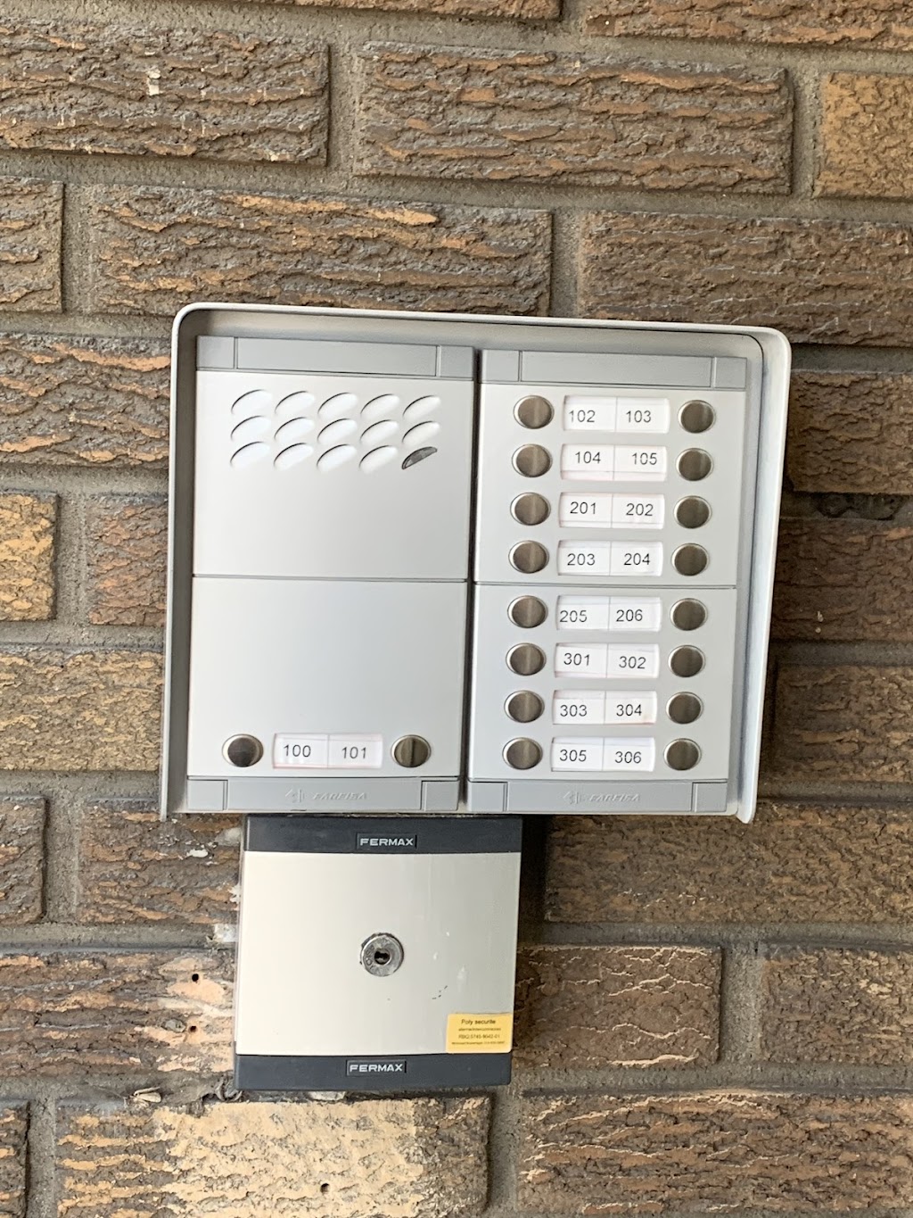 SDVI intercom | 395 Rue François, Otterburn Park, QC J3H 5X1, Canada | Phone: (438) 410-8428