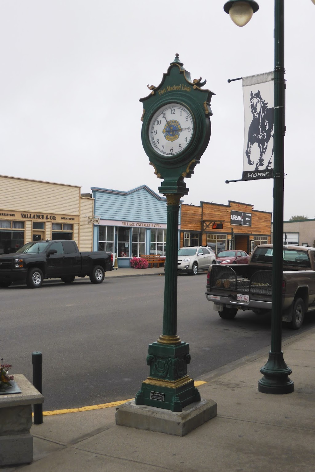 Fort Macleod Pizza | 538 24 St, Fort Macleod, AB T0L 0Z0, Canada | Phone: (403) 553-3131