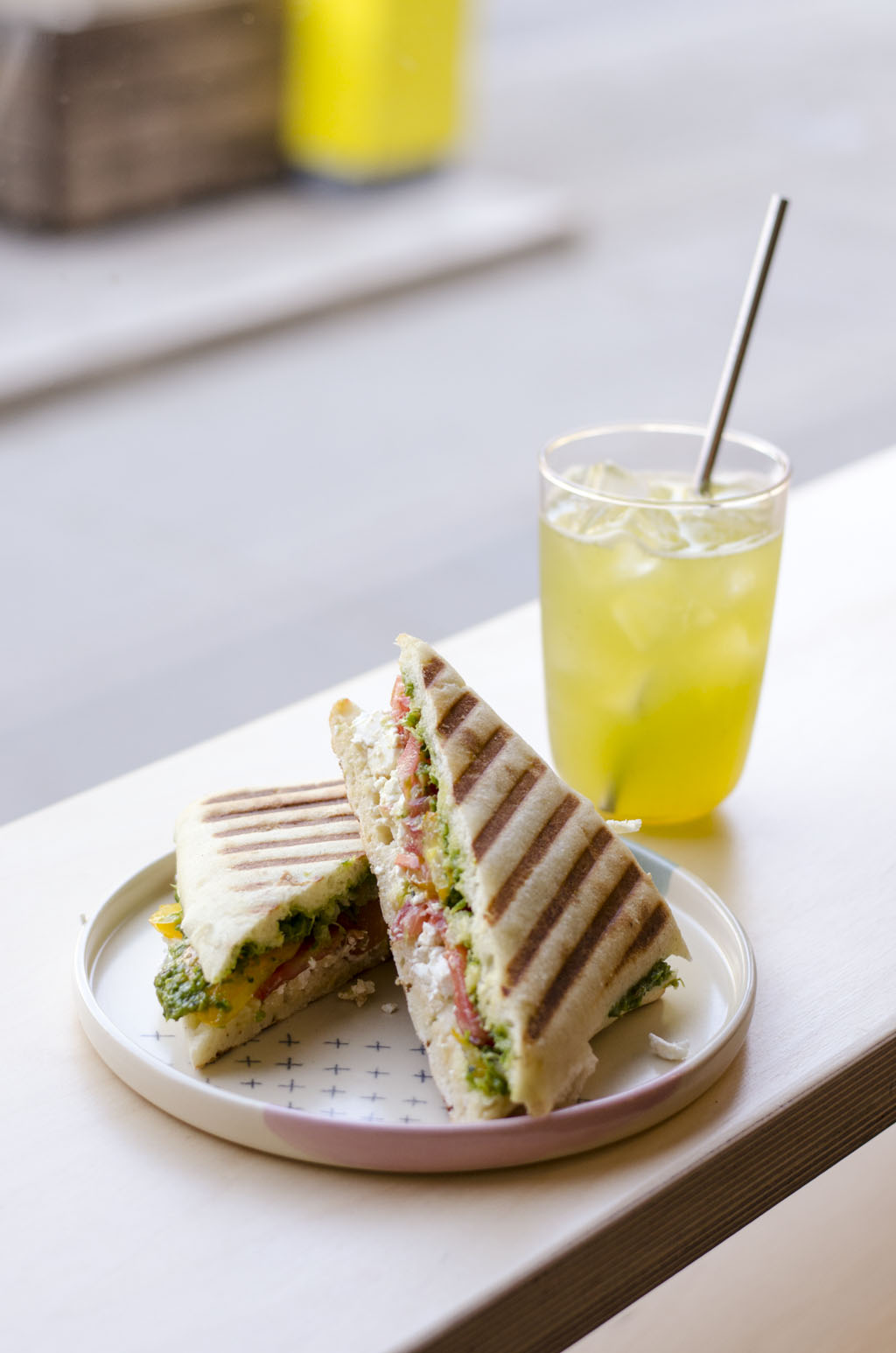 Les Faiseurs | 6564 Boul St-Laurent, Montréal, QC H2S 3C6, Canada | Phone: (514) 543-4042