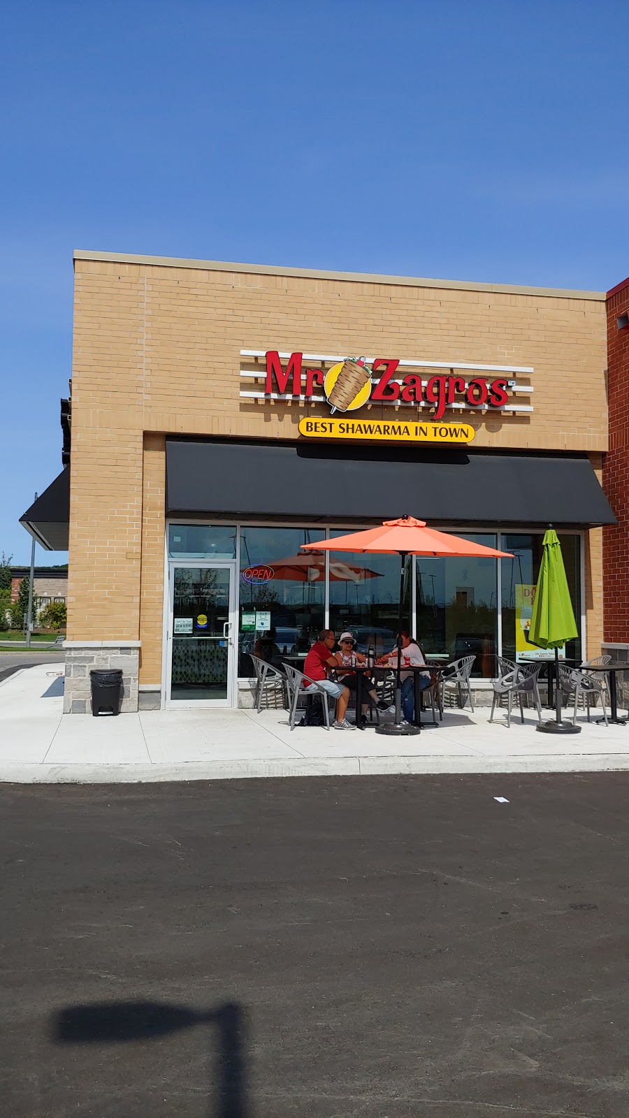 MR ZAGROS | 190 McNaughton Rd E Unit 1, Vaughan, ON L6A 4E2, Canada | Phone: (905) 303-0222