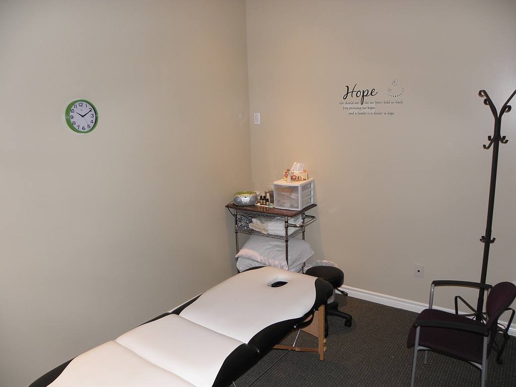 Avachi Touch Wellness Centre | 8 King St E Unit #2, Stoney Creek, ON L8G 1J8, Canada | Phone: (905) 664-2008