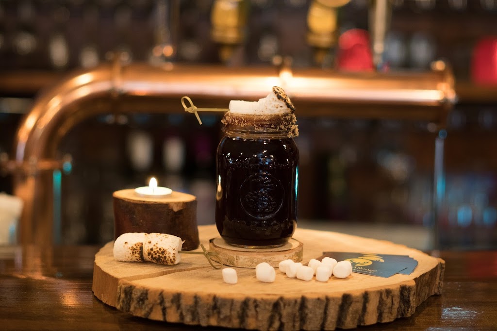 La porte dà côté, microbrasserie | 68 Rue Notre-Dame Ouest, Thetford Mines, QC G6G 1J3, Canada | Phone: (418) 755-1350