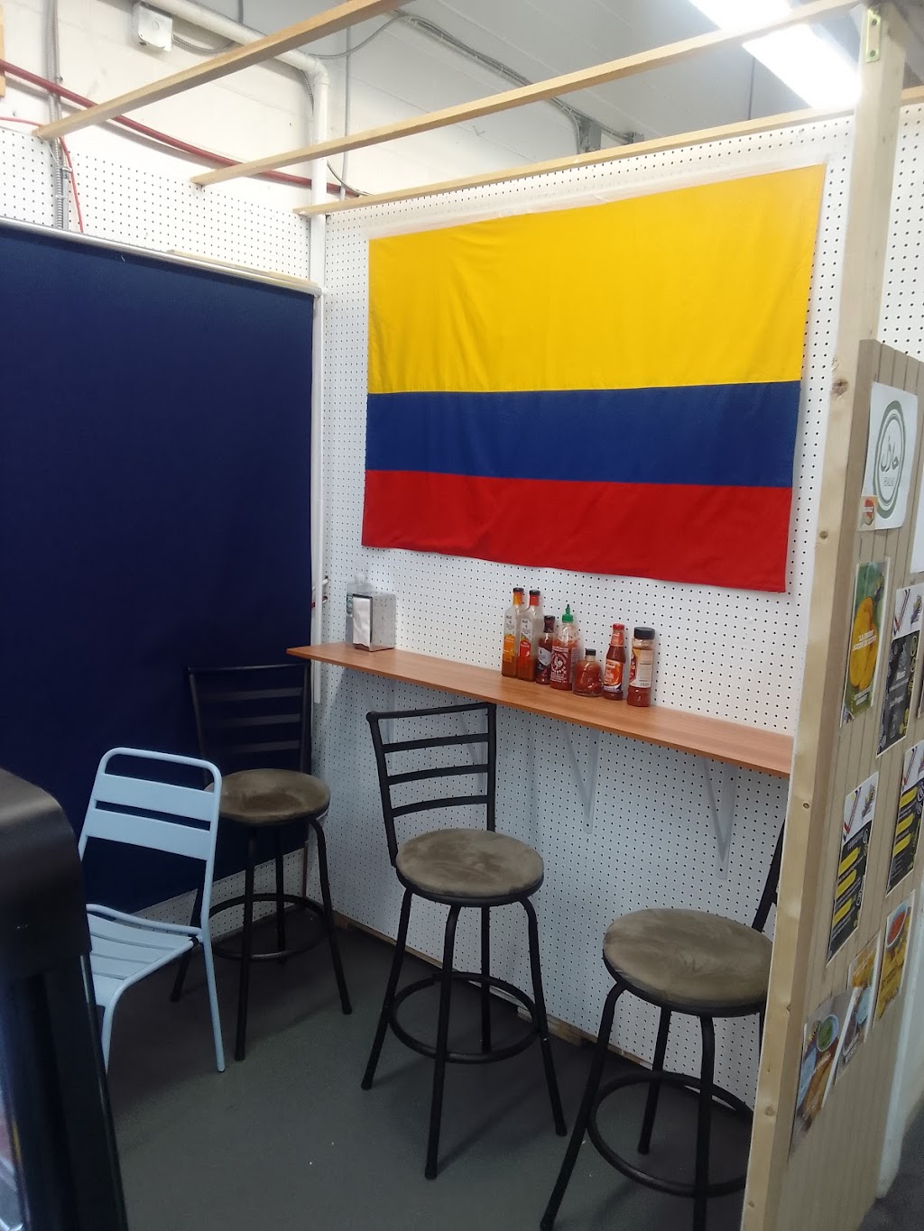 La mulata Colombia street food | 8 Westmore Dr, Etobicoke, ON M9V 1C3, Canada | Phone: (647) 879-8595