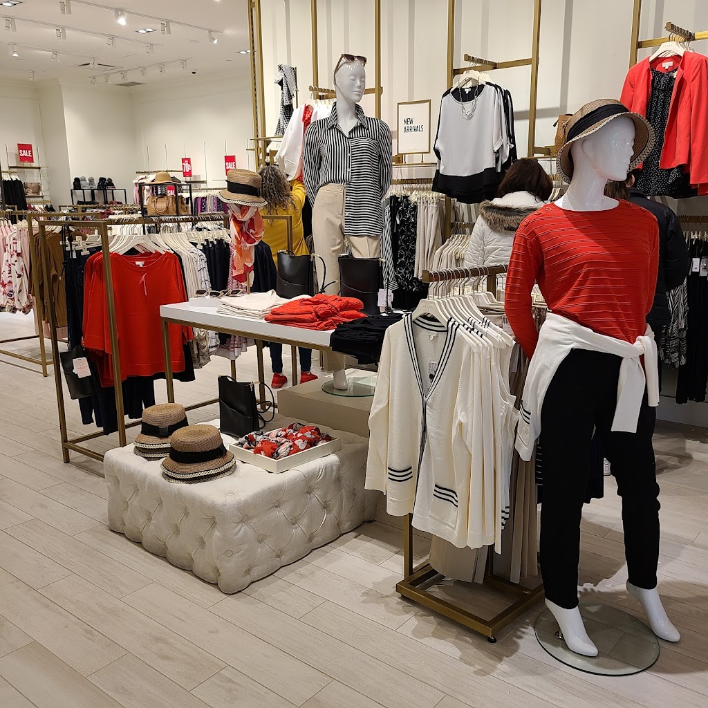 Laura | 900 Maple Ave, Burlington, ON L7S 2J8, Canada | Phone: (905) 681-1667