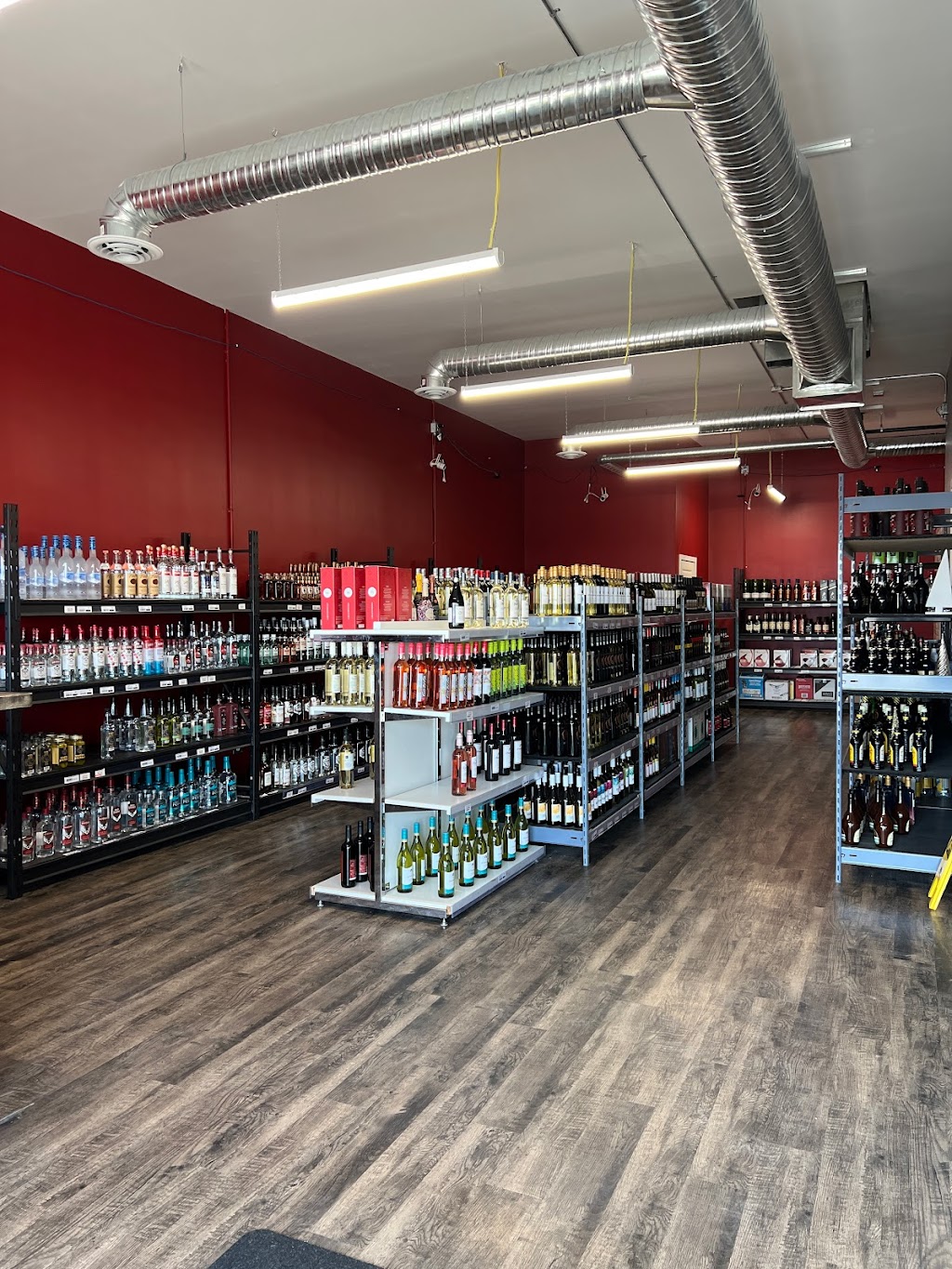 Castle Liquor Lacombe | 4041 63 Ave #4, Lacombe, AB T4L 1V6, Canada | Phone: (403) 786-0175