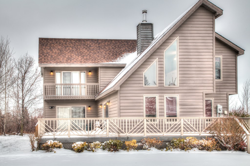 BLUE MOUNTAIN RENTALS | 214 Arlberg Crescent, The Blue Mountains, ON L9Y 0M1, Canada | Phone: (705) 888-0660