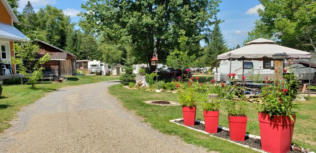 Camping St-Gabriel | 2271 Chemin de St Damien, Saint-Gabriel-de-Brandon, QC J0K 2N0, Canada | Phone: (450) 898-0432