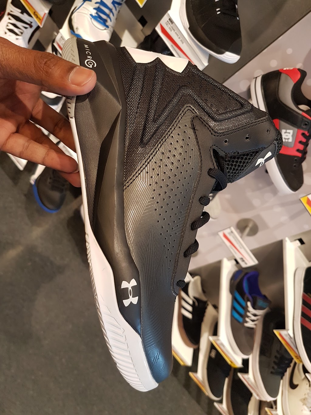 Sport Chek Alliston Mills Shopping Centre | 130 Young Street Unit ZB, Alliston, ON L9R 1P8, Canada | Phone: (705) 434-0041