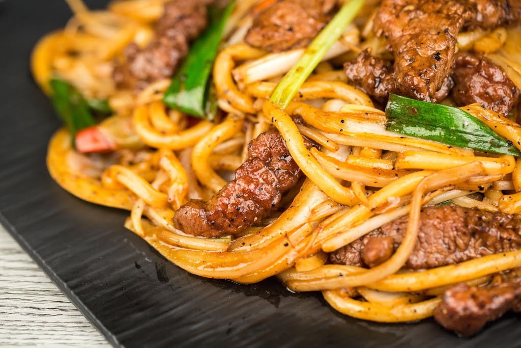 Axia Restaurant | 5045a Plantation Pl, Mississauga, ON L5M 6J3, Canada | Phone: (905) 608-2942