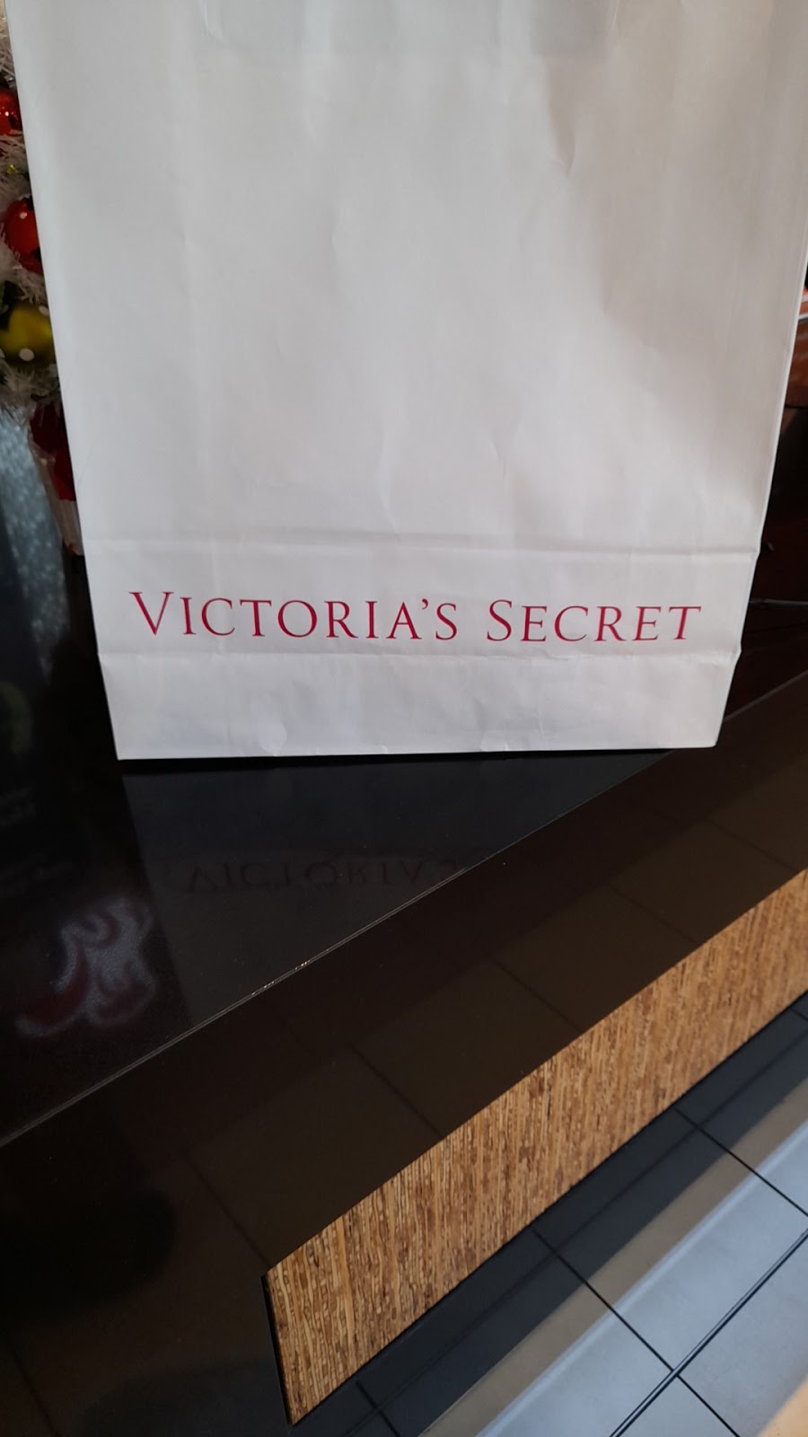 Victorias Secret & PINK | 5000 Canoe Pass Wy #121, Tsawwassen, BC V4M 0B3, Canada | Phone: (604) 948-8542
