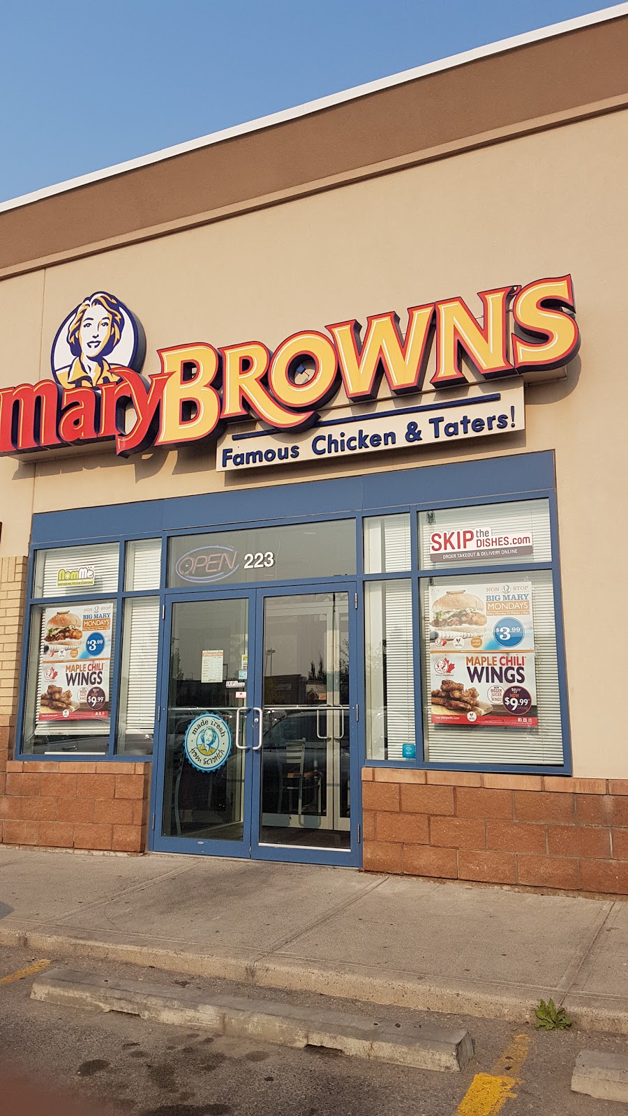 Mary Browns | Coventry Hills, 130 Country Village Rd NE #223, Calgary, AB T3K 6B8, Canada | Phone: (403) 567-1888