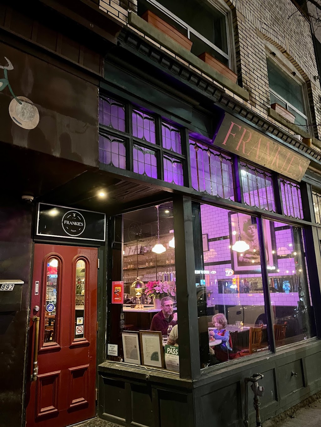 Frankies Italian | 892 Queen St E, Toronto, ON M4M 1J3, Canada | Phone: (647) 351-2524