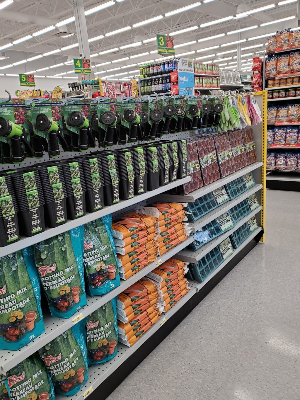 Dollarama | 3715 Chuka Blvd Acre 21, Regina, SK S4V 3P7, Canada | Phone: (306) 569-7859