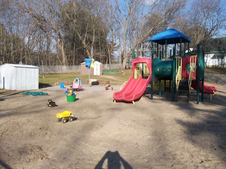 Buckhorn Daycare & Nursery School | 8 George St, Buckhorn, ON K0L 1J0, Canada | Phone: (705) 657-1611