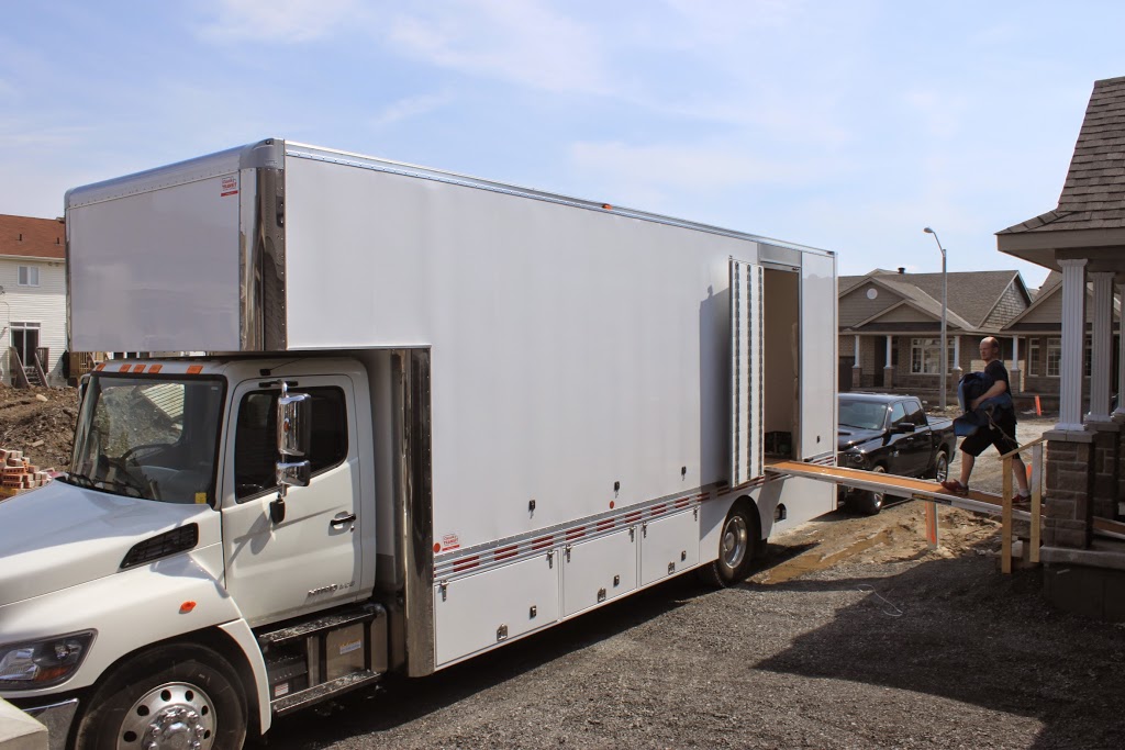 First Rate Movers Inc. | 6 – 995 Moodie Drive, Ottawa, ON K2R 1H4, Canada | Phone: (613) 260-0505