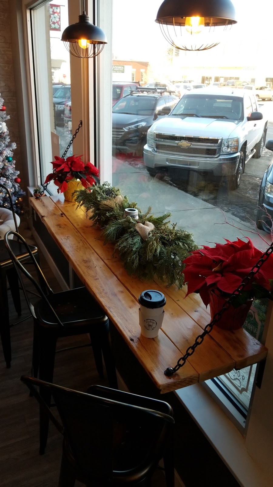 Vintage Coffee Bar | 2019 19 Ave, Didsbury, AB T0M 0W0, Canada | Phone: (403) 816-2933