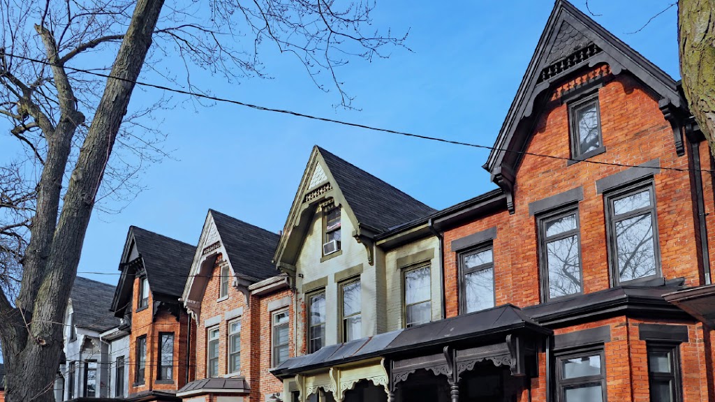 George Kent Home Improvements | 1285 Matheson Blvd E, Mississauga, ON L4W 1R1, Canada | Phone: (416) 324-2816