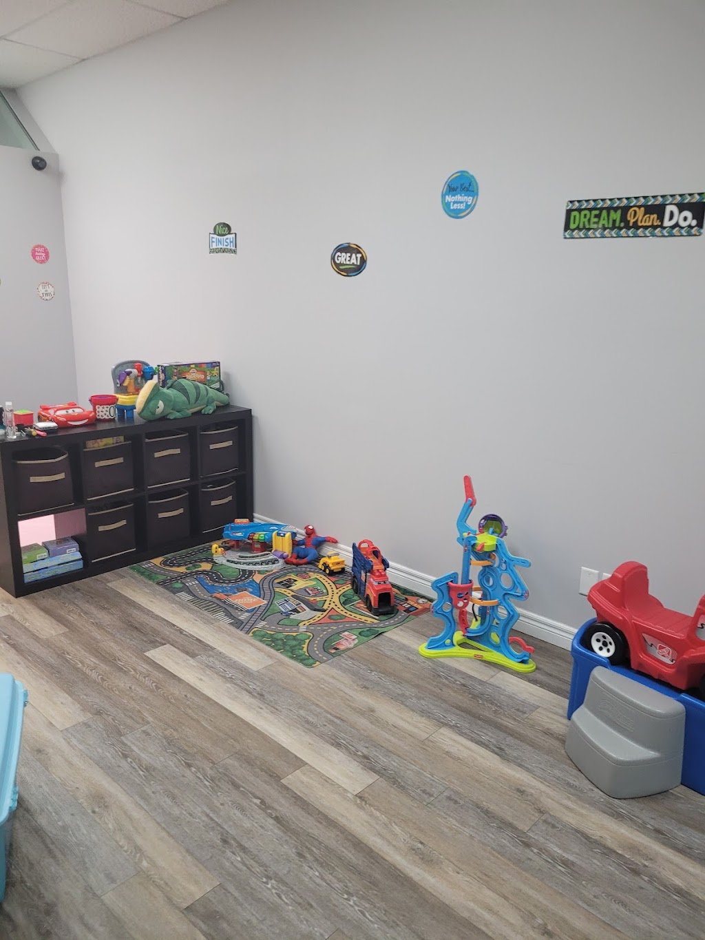 The Mckenzie Learning Center | 5160 Explorer Dr Unit 15, Mississauga, ON L4W 4T7, Canada | Phone: (647) 225-6119
