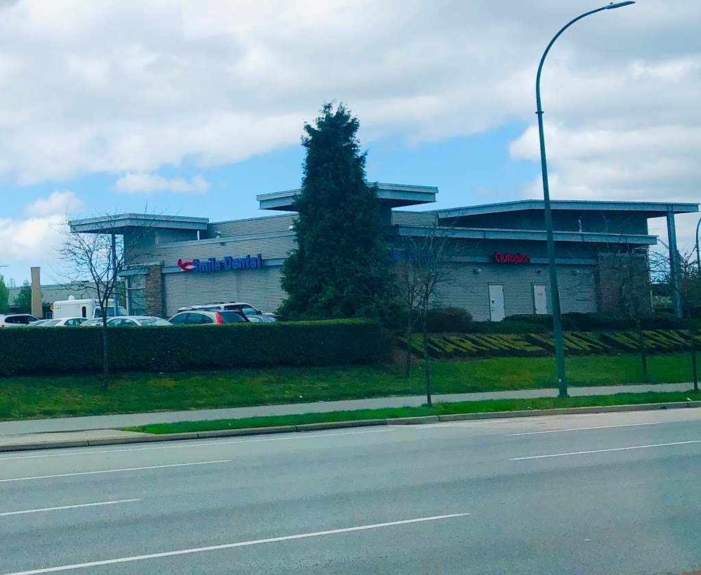 Smile Dental Group | 7575 Market Crossing, Burnaby, BC V5J 0A3, Canada | Phone: (604) 433-7444