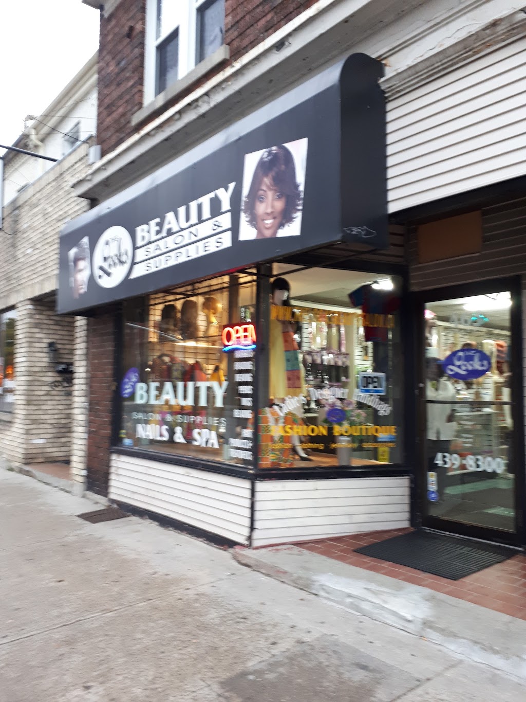 Looks Beauty Salon & Supplies The | 463 Dundas St, London, ON N6B 1W3, Canada | Phone: (519) 439-8300