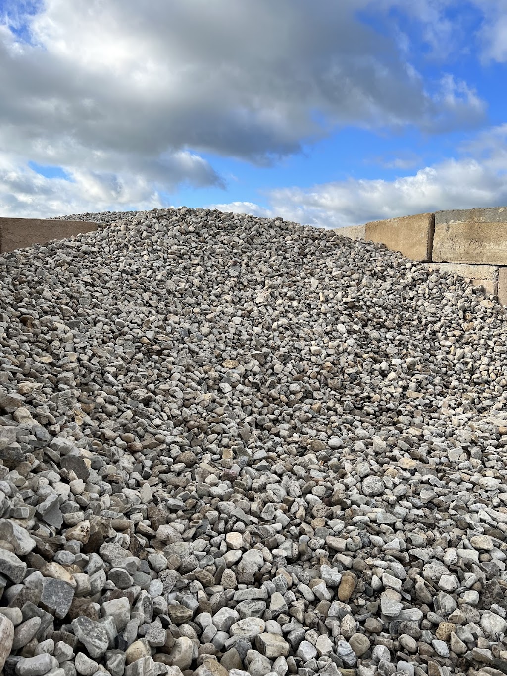 Brant Earth Works | 466 Mt Pleasant Rd, Brantford, ON N3T 5L5, Canada | Phone: (519) 865-7776