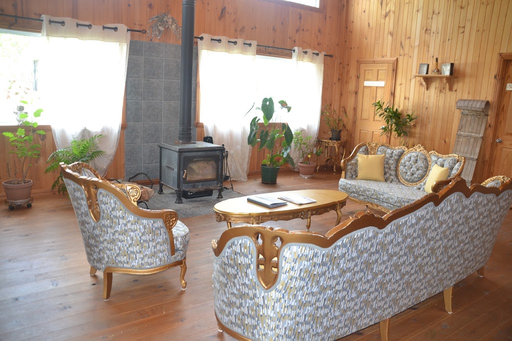 Auberge Papillon Lune | 1185 Chemin Ely, Melbourne, QC J0B 2B0, Canada | Phone: (819) 826-6222