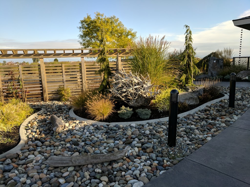 Kings Links by the Sea | 3388 72 St, Delta, BC V4K 3N2, Canada | Phone: (604) 952-0999