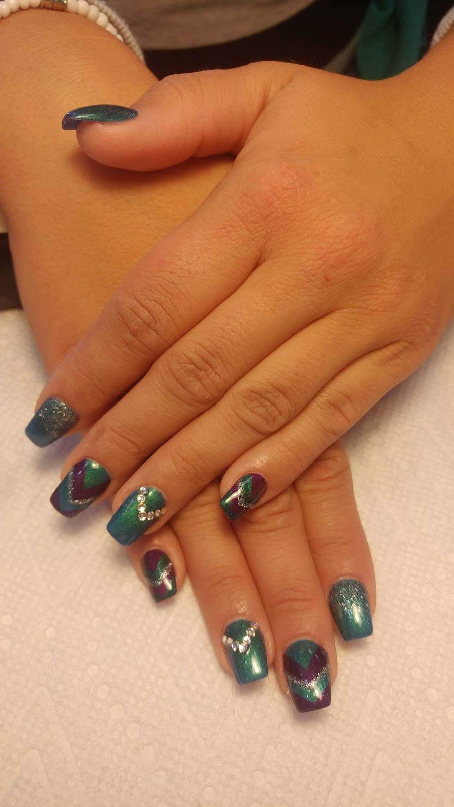 Top Nails 6 | 555 Strathcona Blvd SW, Calgary, AB T3H 2S8, Canada | Phone: (403) 455-6595