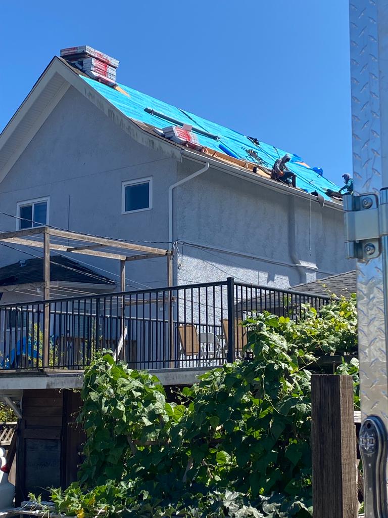 A-Top Roofing LTD. | 13863 100 Ave Unit 202, Surrey, BC V3T 5P5, Canada | Phone: (778) 874-0421