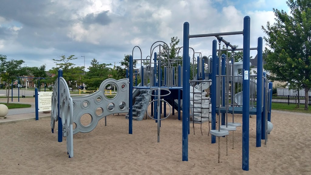 William Bond Park | Old Colony Rd, Richmond Hill, ON L4E 5C4, Canada