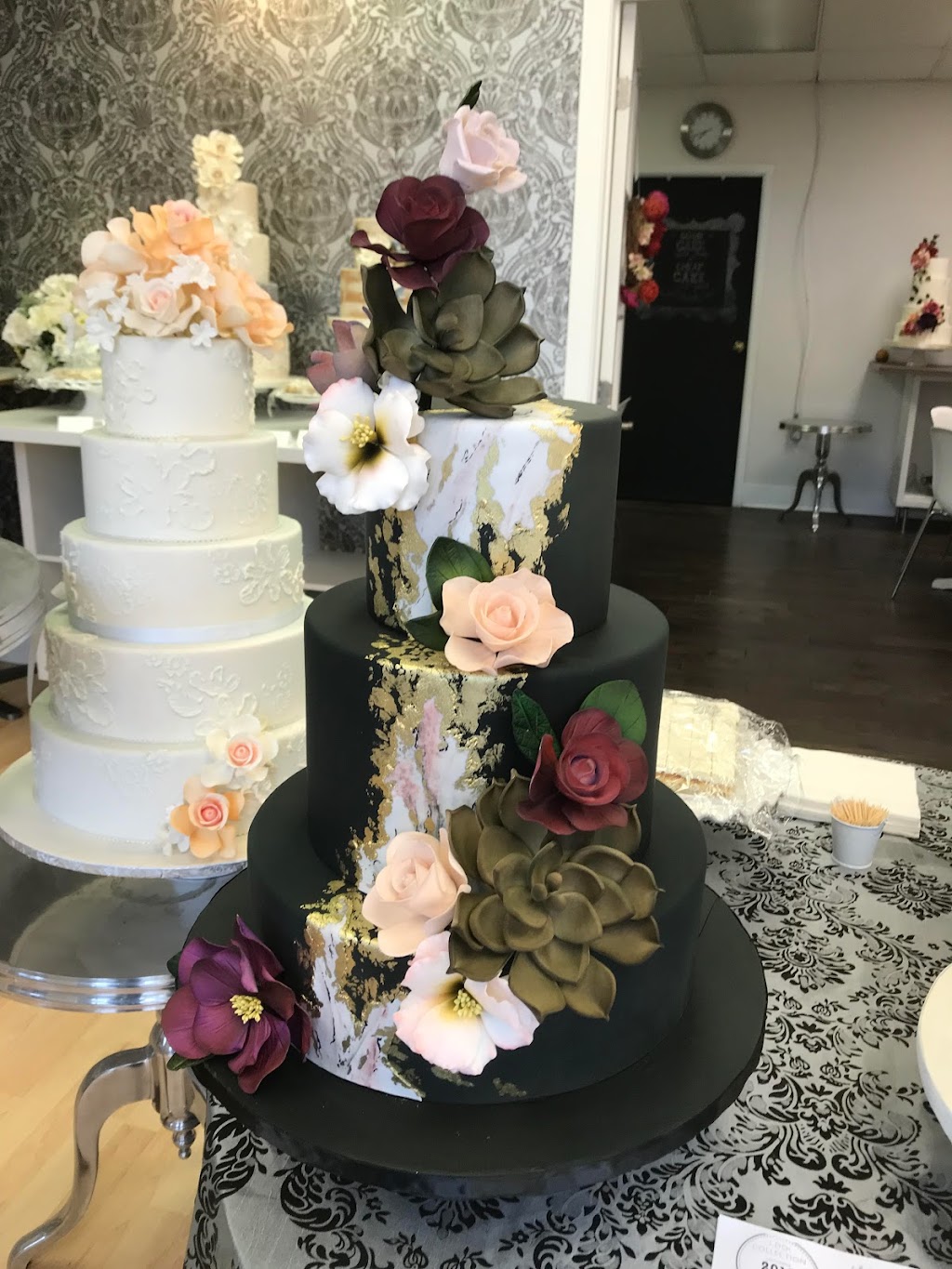I Do! Wedding Cakes | Glencairn Ave, North York, ON M6B 1Z4, Canada | Phone: (416) 795-4991