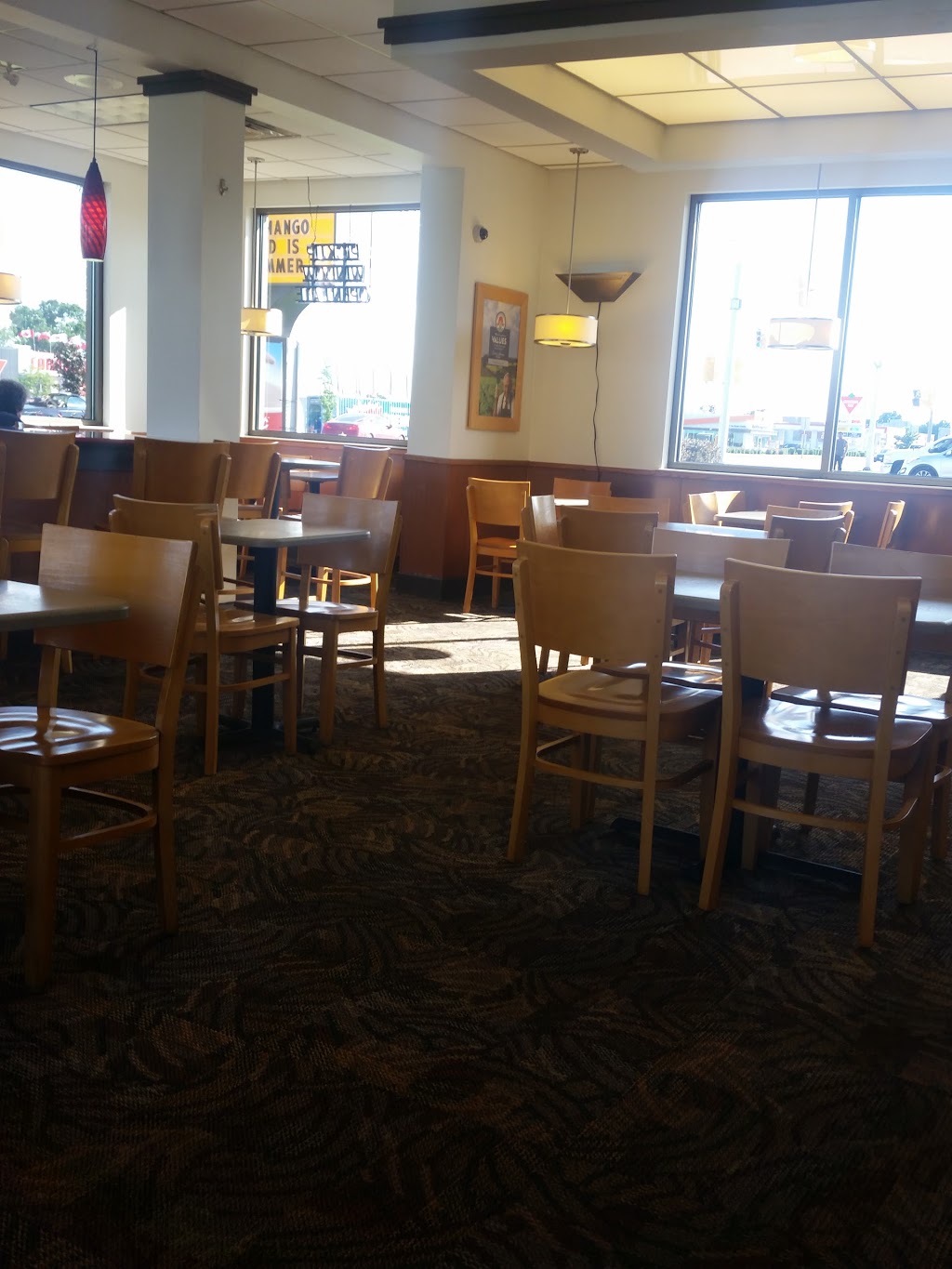 Wendys | 2004 Dundas St, London, ON N5V 3Z1, Canada | Phone: (519) 457-3286