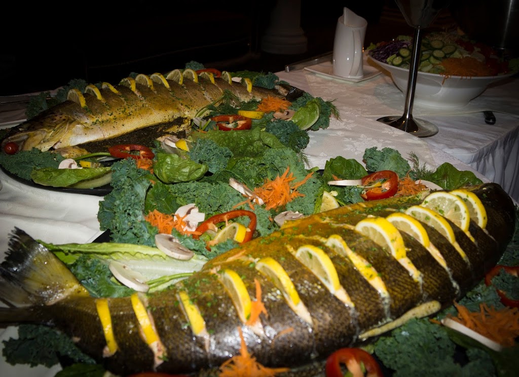 Persian Palace | 10711 Yonge St, Richmond Hill, ON L4C 3E1, Canada | Phone: (905) 737-4900