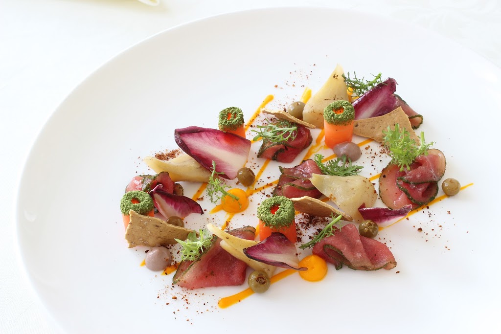 Restaurant Le Hatley | 575 Rue Hovey, North Hatley, QC J0B 2C0, Canada | Phone: (819) 842-2421