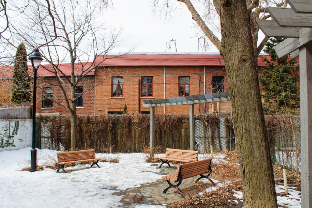 Parc Magnan | 2363 Rue Magnan, Montréal, QC H2K 1Z5, Canada | Phone: (514) 872-0311