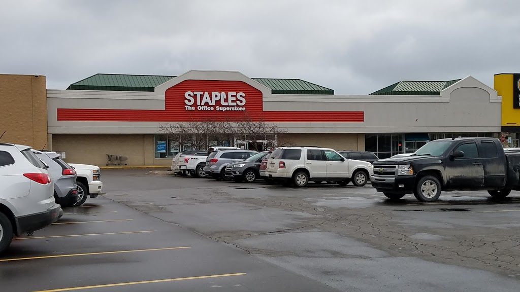 Staples | 51382 Gratiot Ave, New Baltimore, MI 48051, USA | Phone: (586) 949-3469