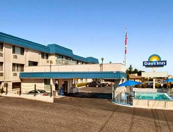 Days Inn by Wyndham Bellingham | 215 N Samish Way, Bellingham, WA 98225, USA | Phone: (360) 734-8830